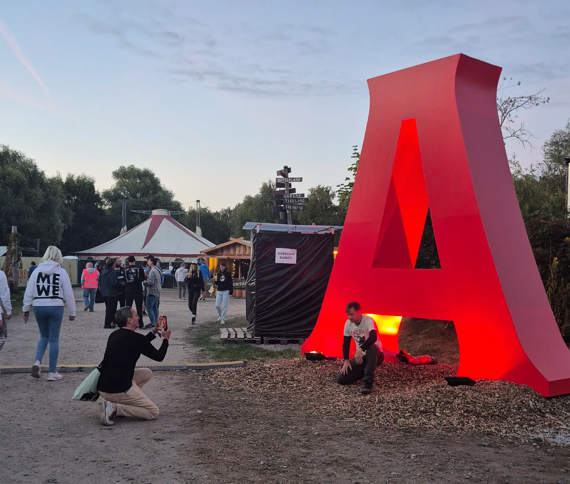 3-dimensional gebauter Buchstabe ”A” auf dem Amplifire Festival.